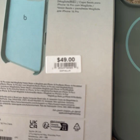 iPhone case - Picture 7 of 8